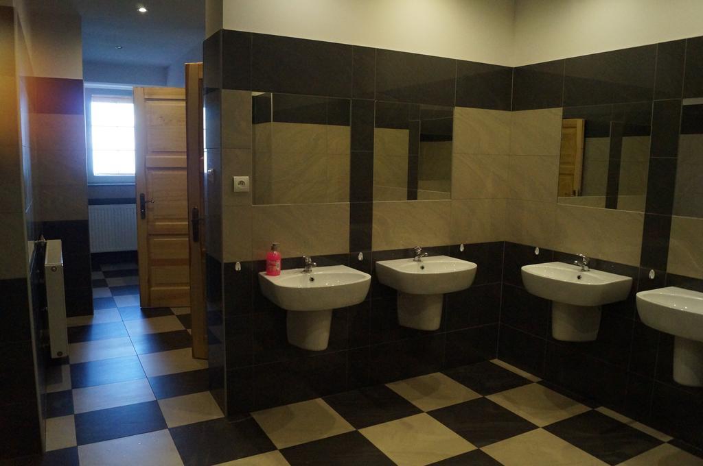 Schronisko Pttk Hala Szrenicka Hostel Szklarska Poręba Kamer foto