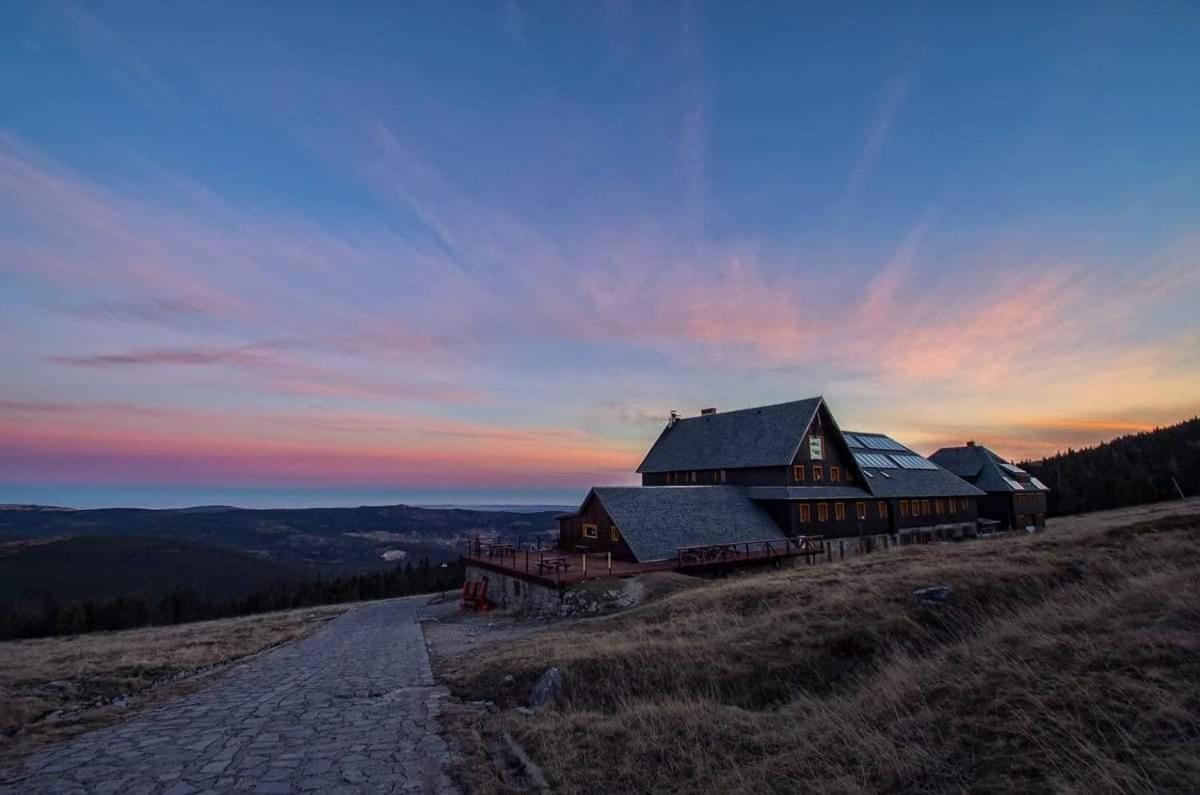 Schronisko Pttk Hala Szrenicka Hostel Szklarska Poręba Buitenkant foto
