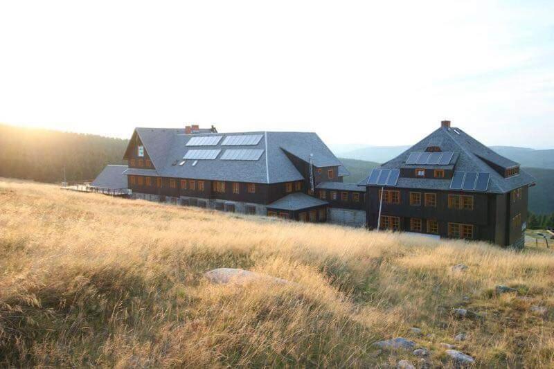 Schronisko Pttk Hala Szrenicka Hostel Szklarska Poręba Buitenkant foto